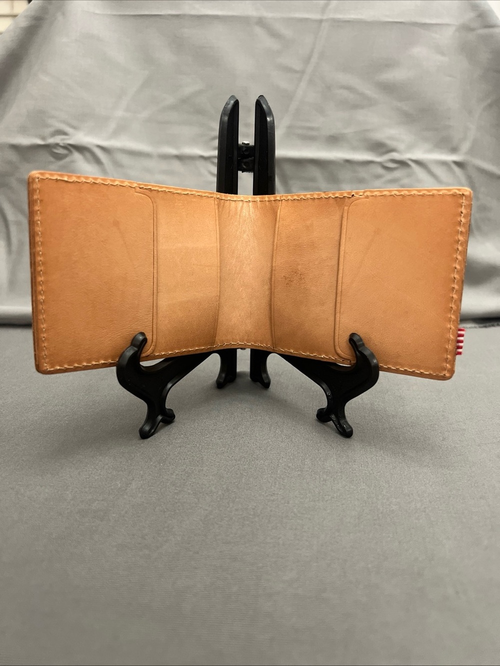 Herschel Supply Company Tan Leather Card Holder - Picture 3 of 6